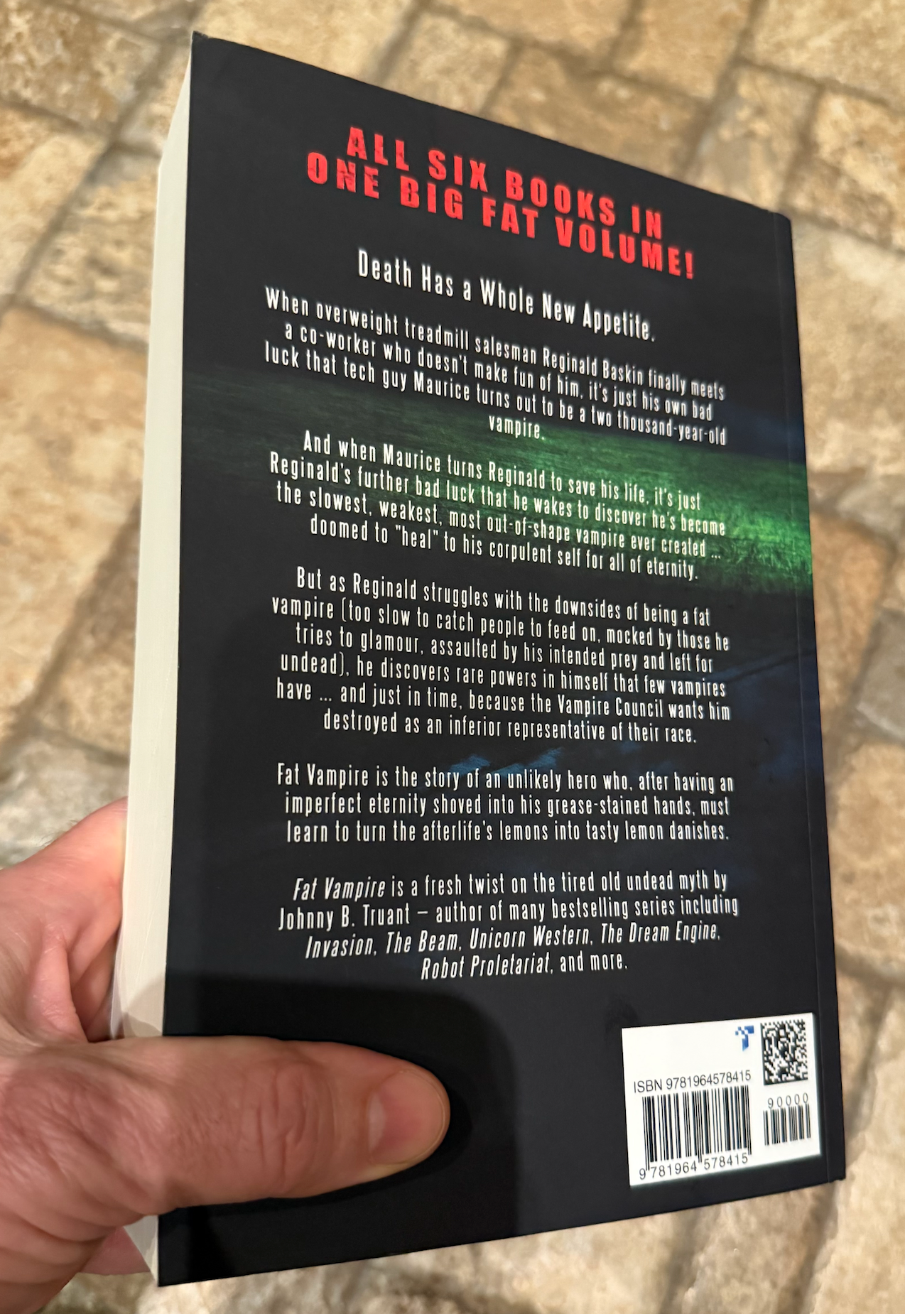 Fat Vampire: COMPLETE SERIES Omnibus - Paperback